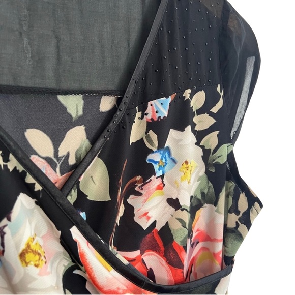 YIGE Size L Black + Floral Mesh/Bedazzled Short Sleeve Dress - Picture 6 of 6